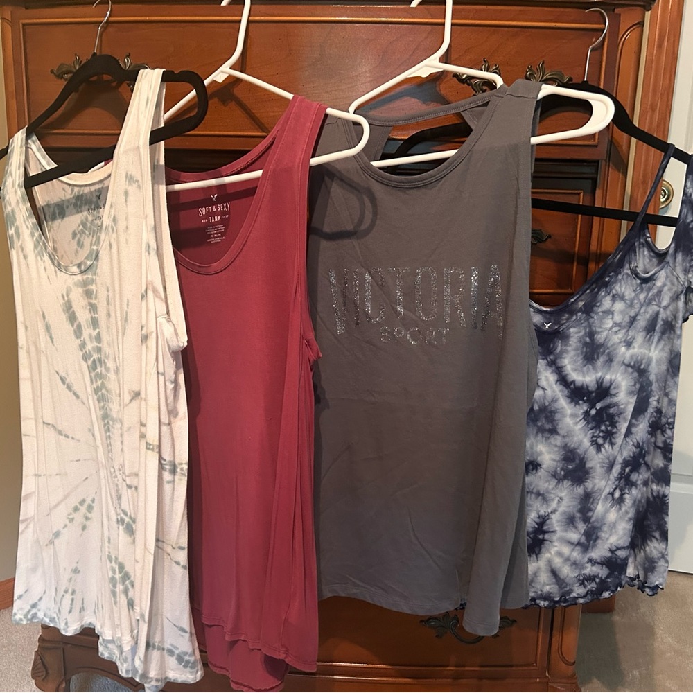 4 tops: Victoria's Secret and AE Assorted Tank Tops - Gray, Pink, Blue, White